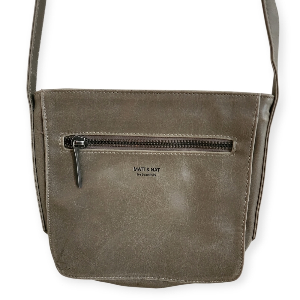 Matt & Nat Grey Vegan Crossbody With Adjustable Shoulder Strap Purse - Picture 1 of 9